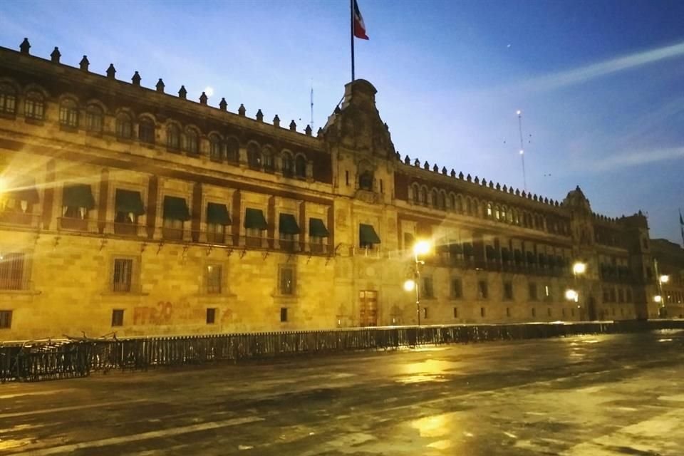 Palacio Nacional amaneció sin las vallas que resguardaban el edificio histórico.