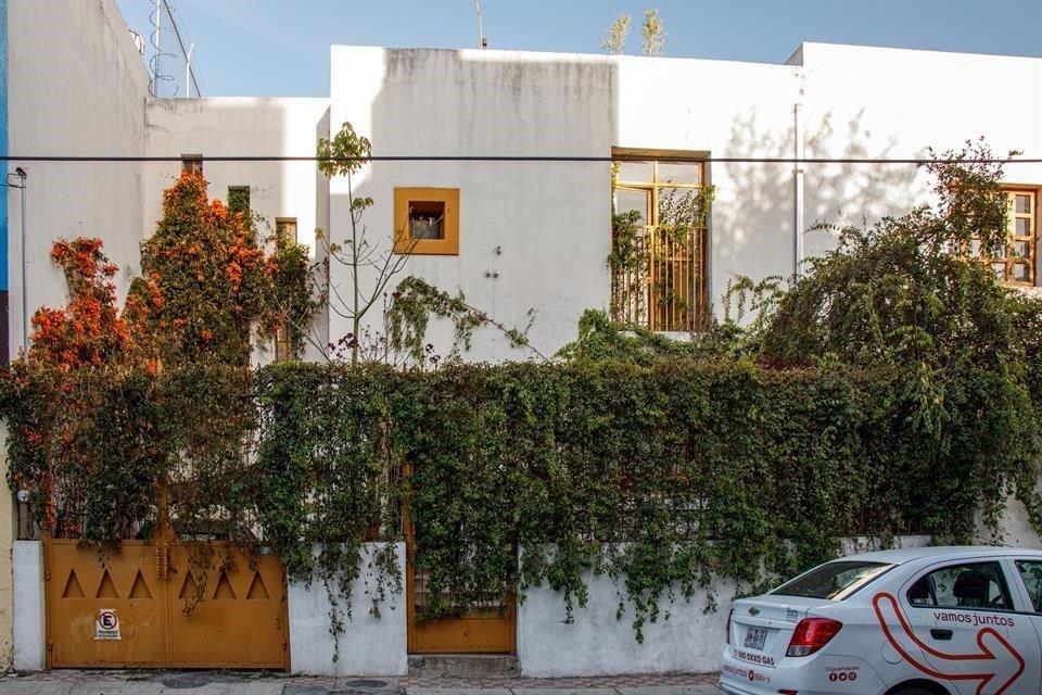 En el corazón de la Colonia Americana, cerca del Parque Revolución, vive la arquitecta y profesora Lucía Ortiz.