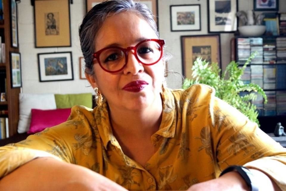 La videoartista y crítica Hayde Lachino, directora de la editorial Nicolasa.