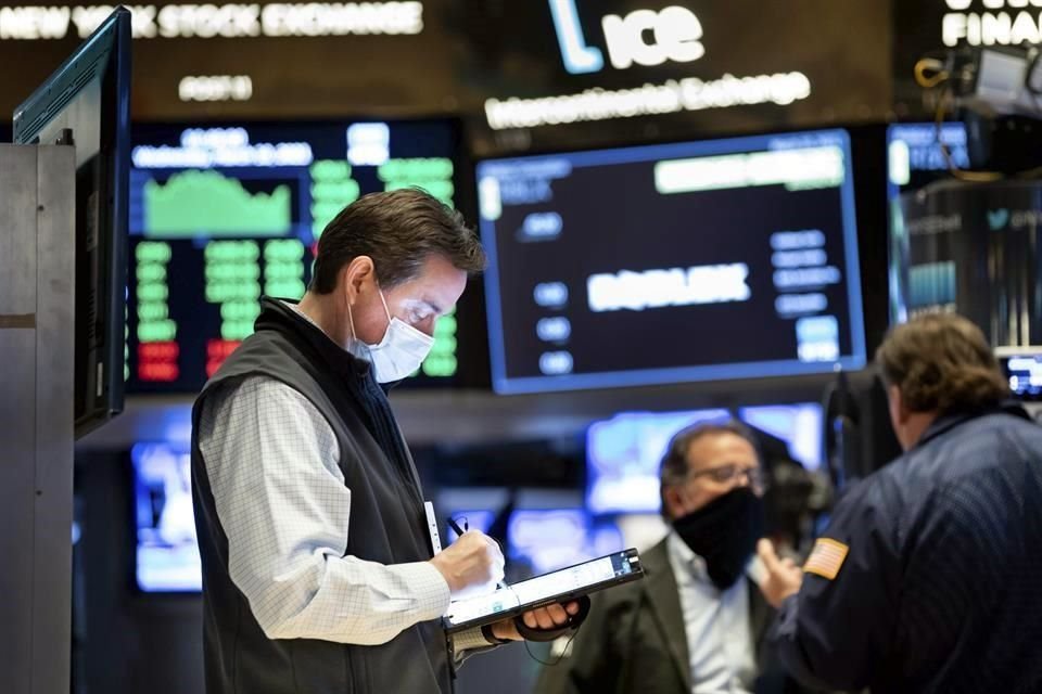 Wall Street inició la semana atento a la política monetaria de la Fed.