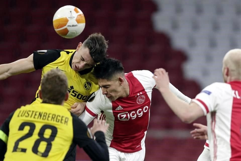 Edson Álvarez jugó todo el partido.