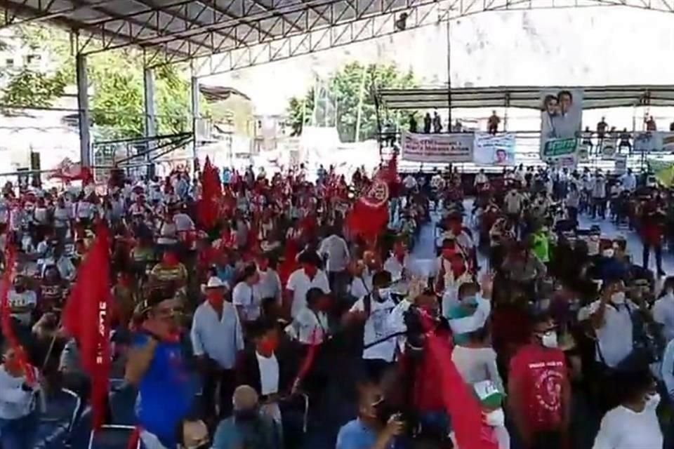 Acto de campaña de Mario Moreno, candidato a Gobernador de Guerrero por PRI-PRD.