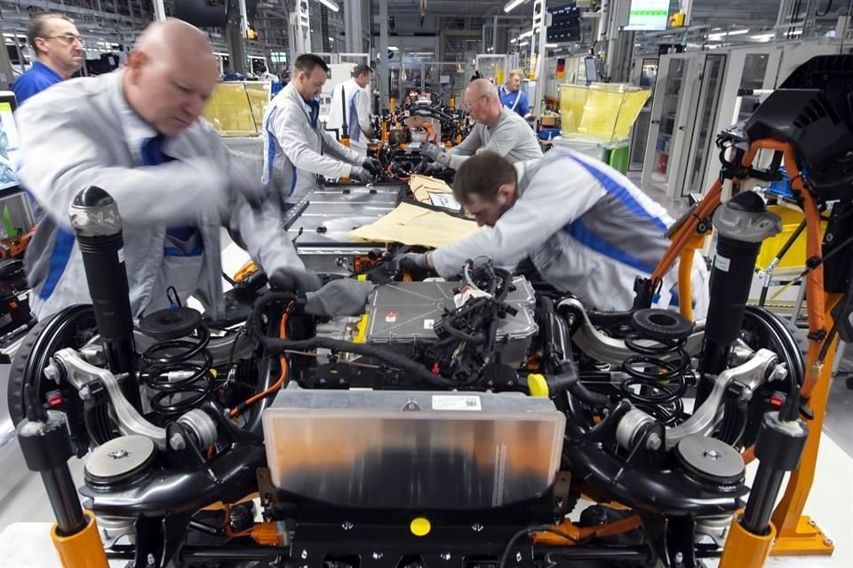 La planta de VW en Wolfsburg emplea a unas 60 mil personas.