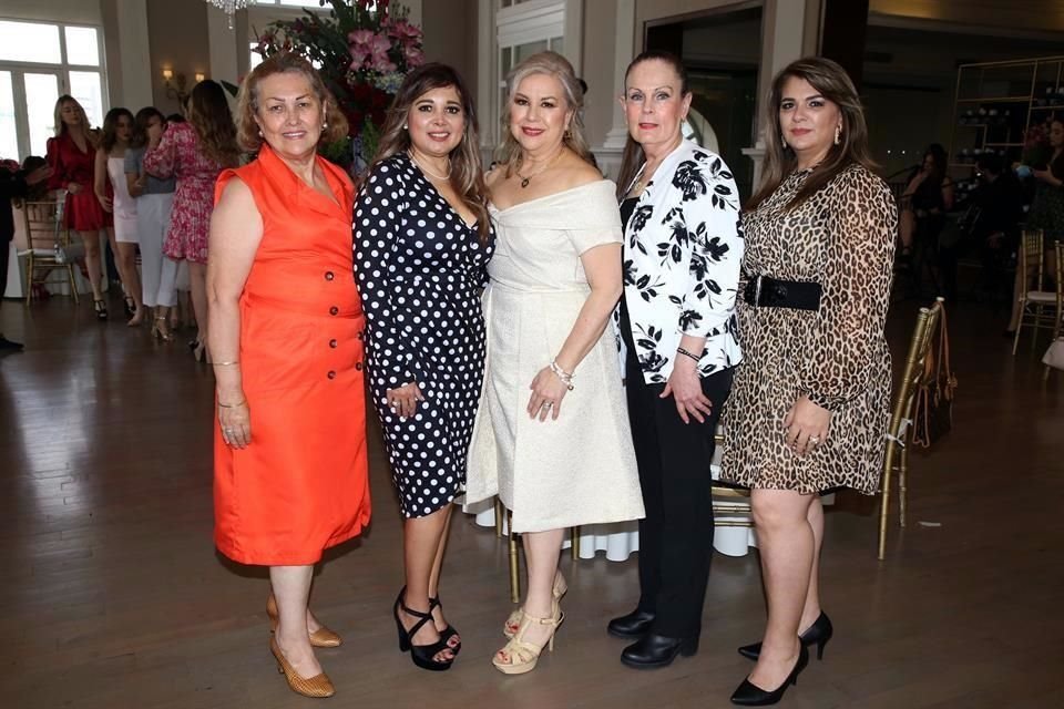 Betty Cazares de Quiroga, Tere Cervantes de Villarreal, Mirna Cantú de Lazcano, Aracely González de Mejía y Lupina Guajardo de Cantú
