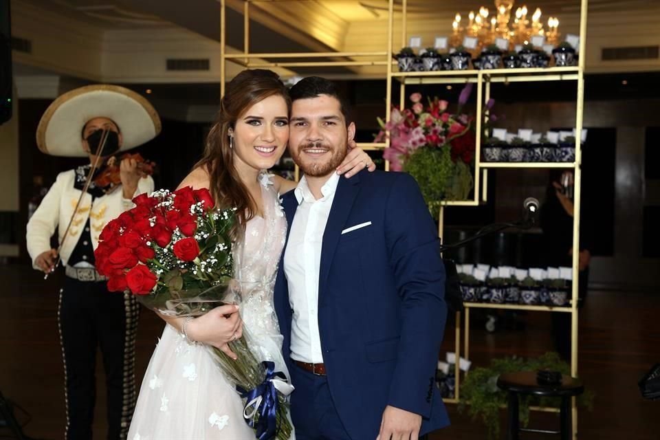 Daniela Espinoza Vargas y Hugo Lazcano Cantú