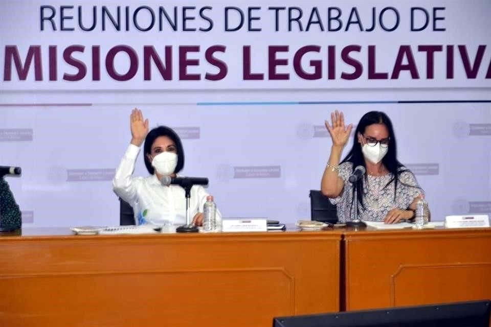 La mesa de trabajo fue encabezada por la Diputada Karina Labastida Sotelo y la Secretaría de la Mujer, María Isabel Sánchez Holguín.