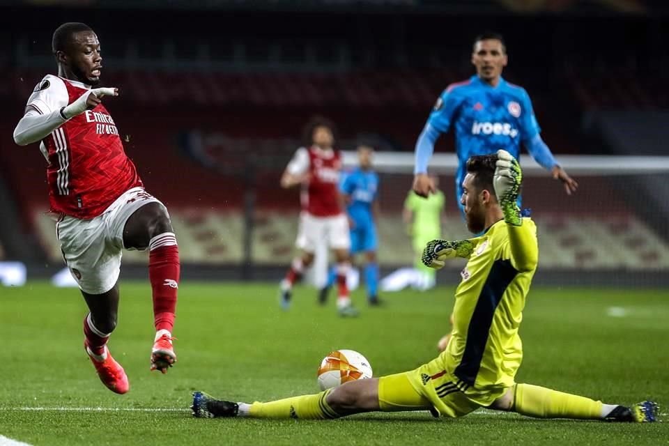 El Arsenal se metió entre los ocho mejores de la Europa League.