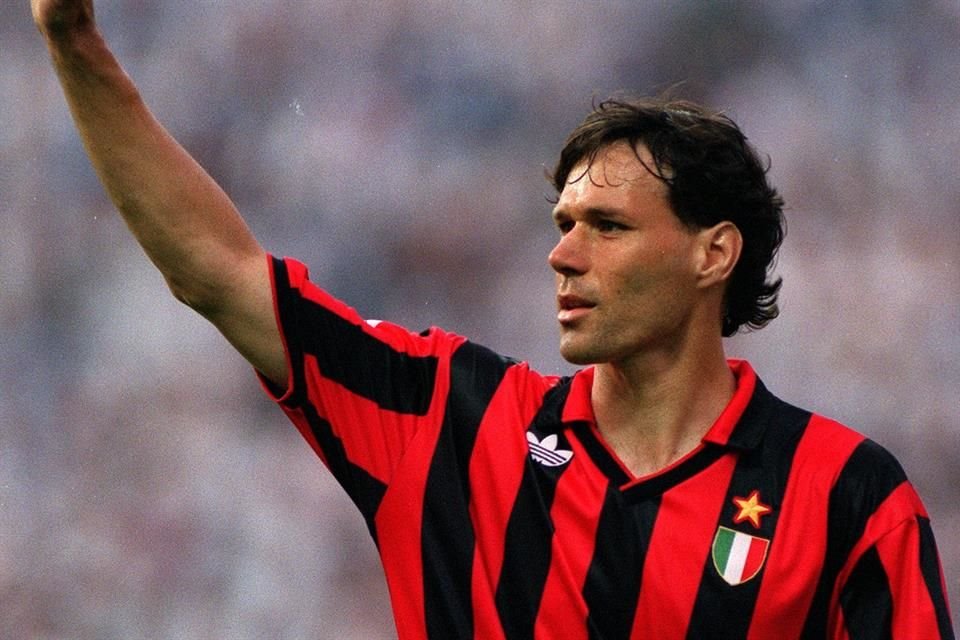 Van Basten habló de lo mejor y lo peor de su época como futbolista.