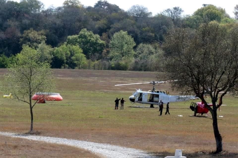 Avanza incendio de la Carretera de Rayones a Montemorelos.
