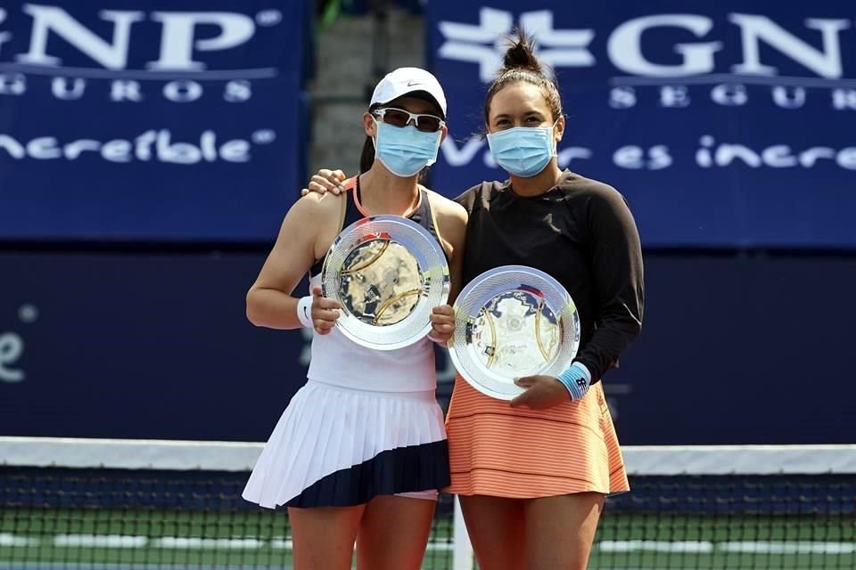 Heather Watson (der.) buscaba junto a Saisai Zheng su segunda corona en Monterrey, luego de ser campeona en singles en el 2015.