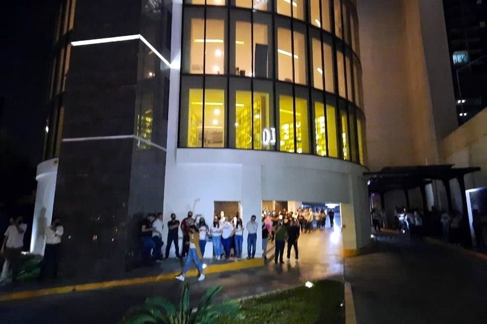 La caravana de repartidores llegó hasta las Capillas Marianas, en San Pedro.