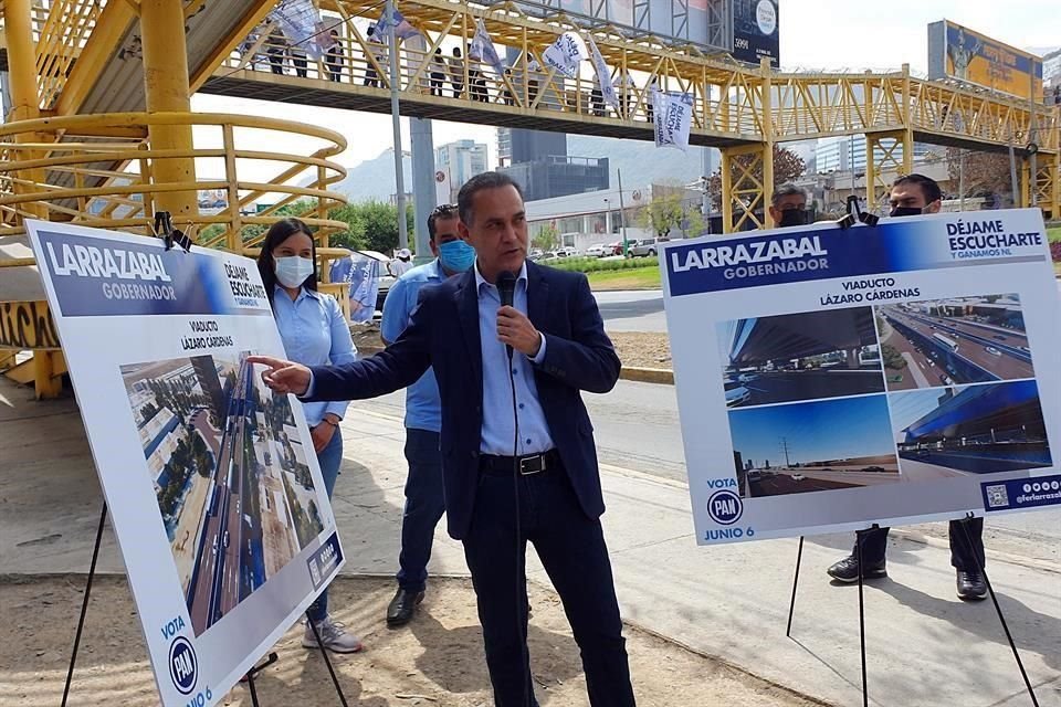 Larrazabal presentó hoy un proyecto de un viaducto en Lázaro Cárdenas, de 650 metros y con un costo de más de 300 millones de pesos.