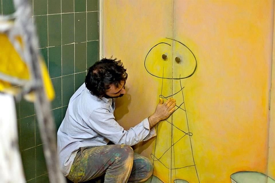 Espíritus, tótems de la mente y monstruos del inframundo habitan la exposición 'Antes de que nos Despierten', exhibida en Veracruz 72, Roma.