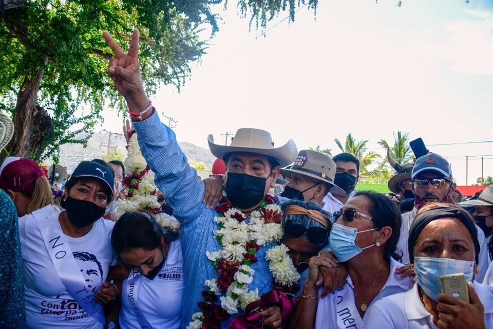 Félix Salgado Macedonio durante un mitin en Petatlán, Guerrero.