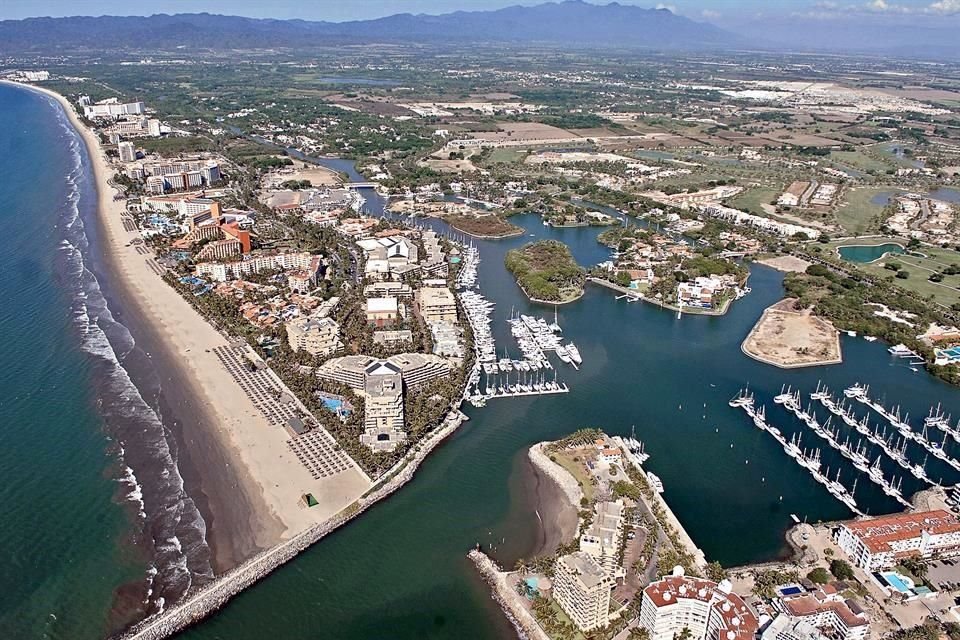 Nuevo Vallarta cuenta con su propio embarcadero.