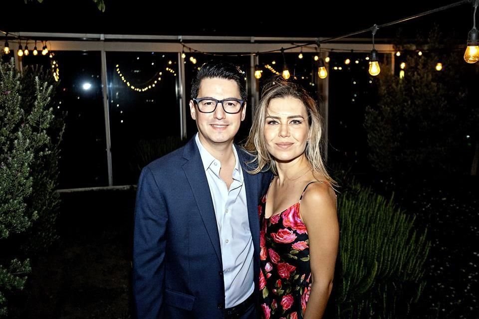 Víctor López Valerio y Ana Ramírez