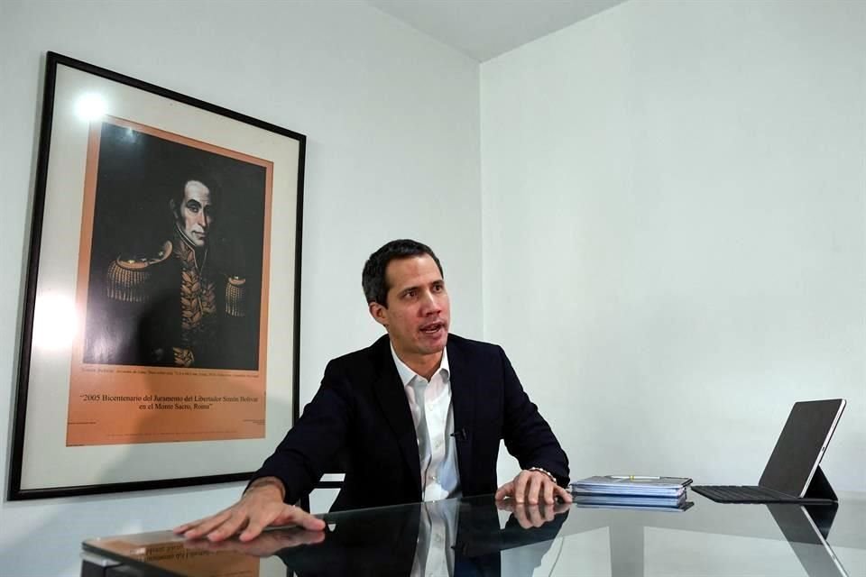 El líder opositor Juan Guaidó, durante una entrevista con AFP en agosto.