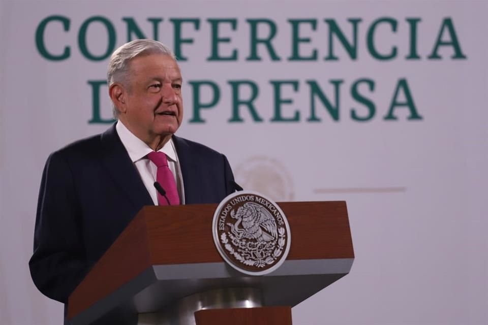 Andrés Manuel López Obrador en conferencia de prensa.