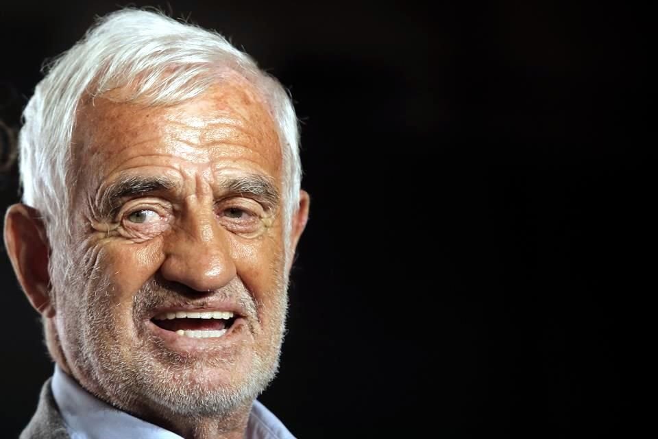 El actor francés Jean-Paul Belmondo, uno de los intérpretes más consagrados del cine francés, falleció este lunes.