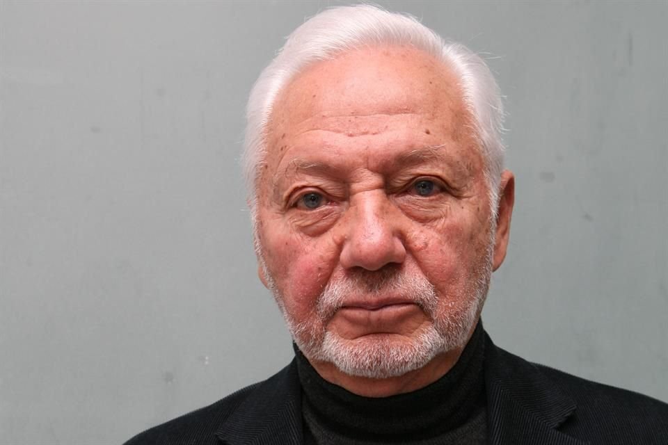 Enrique González Pedrero, ex Gobernador de Tabasco, de 1983 a 1987, falleció este lunes a los 91 años.