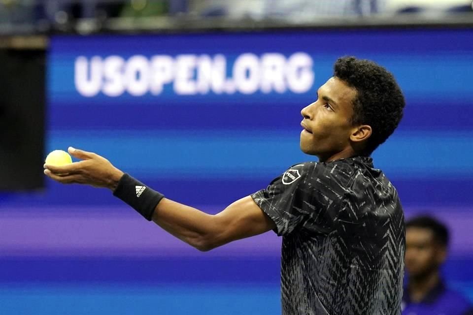 Félix Auger-Aliassime ahora buscará su pase a la Final ante el ruso.