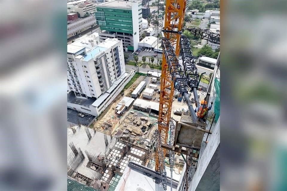 Avance de obra Torre 1 35% y Avance de obra Torre 2 5%