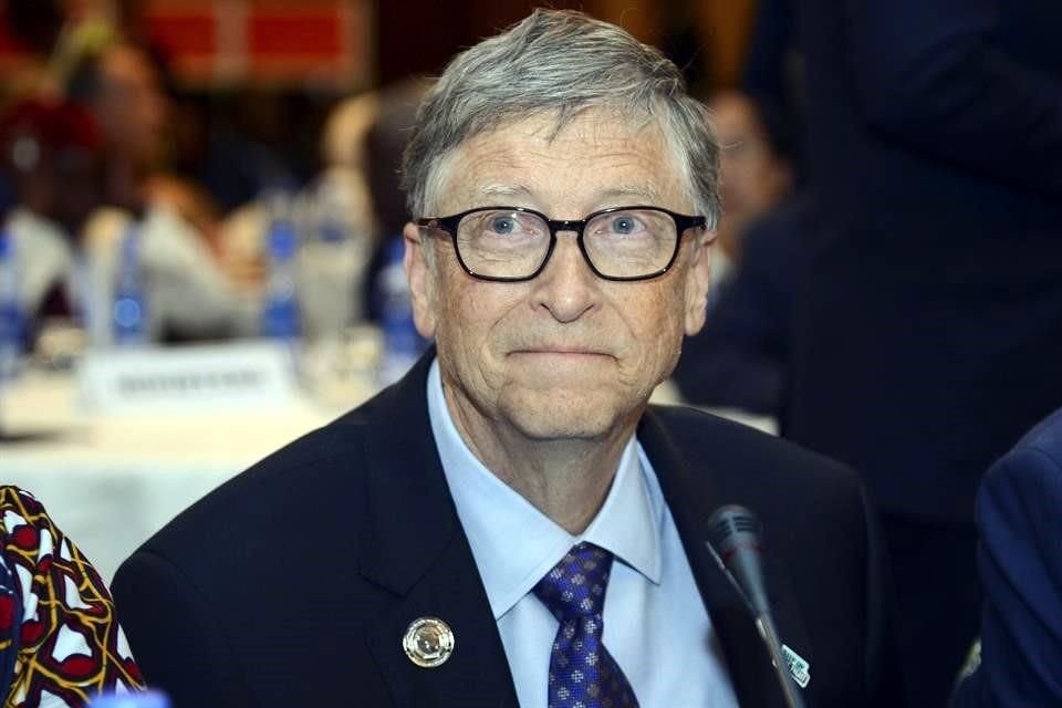 Bill Gates dijo que la preparación adecuada para otra pandemia incluía la capacidad de hacer una vacuna en 100 días y fabricar suficiente para todo el mundo en los próximos 100 días después de eso.