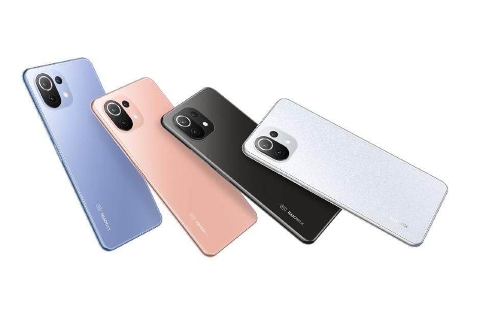 El Xiaomi 11 Lite estará disponible en colores azul, rosa, negro y blanco.