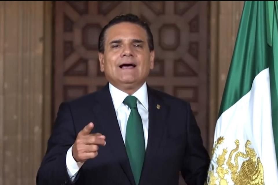 SIlvano Aureoles, Gobernador de Michoacán.