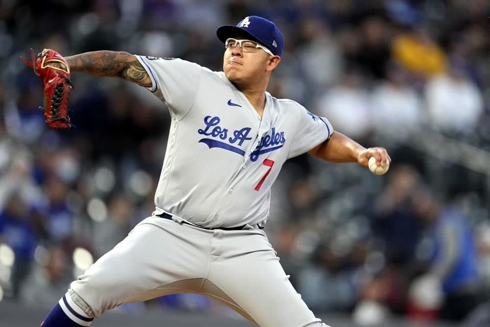 Julio Urías lanzó 6 entradas completas y recibió 7 hits y 4 carreras limpias.