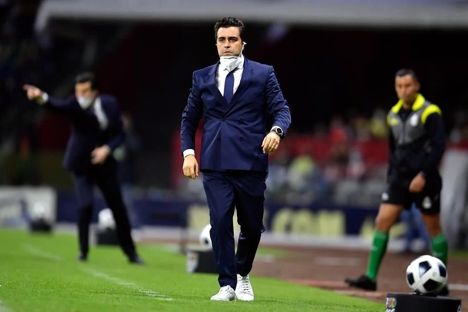 El estratega Marcelo Michel Leaño prefiere ser cauteloso con su permanencia en la dirección técnica de las Chivas.