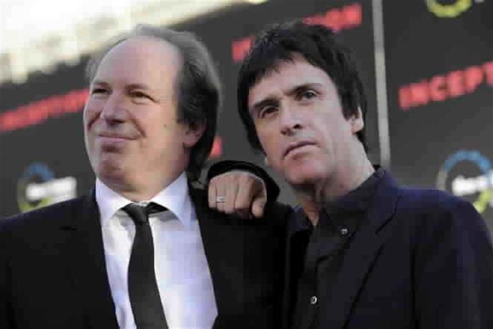 Los compositores Hans Zimmer y Johnny Marr lanzaron dos nuevas pistas de la película de James Bond, 'No Time To Die'.