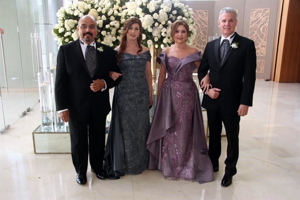 Eduardo González Gómez, Reyna Magdalena Flores de González, Ana María Balderas de De León y Bernardo Díaz de León