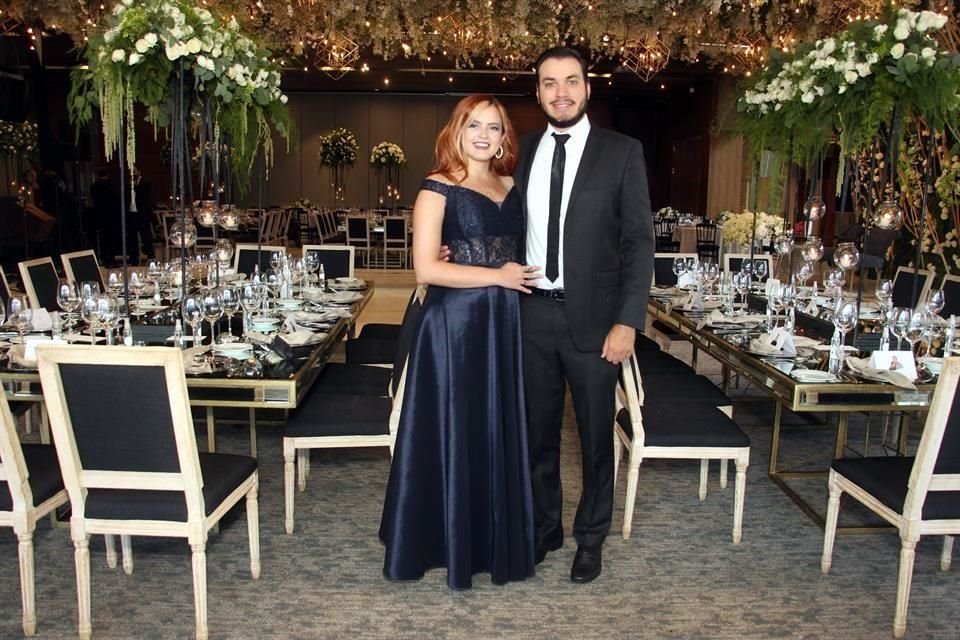Lorena Lara y Adrián Treviño