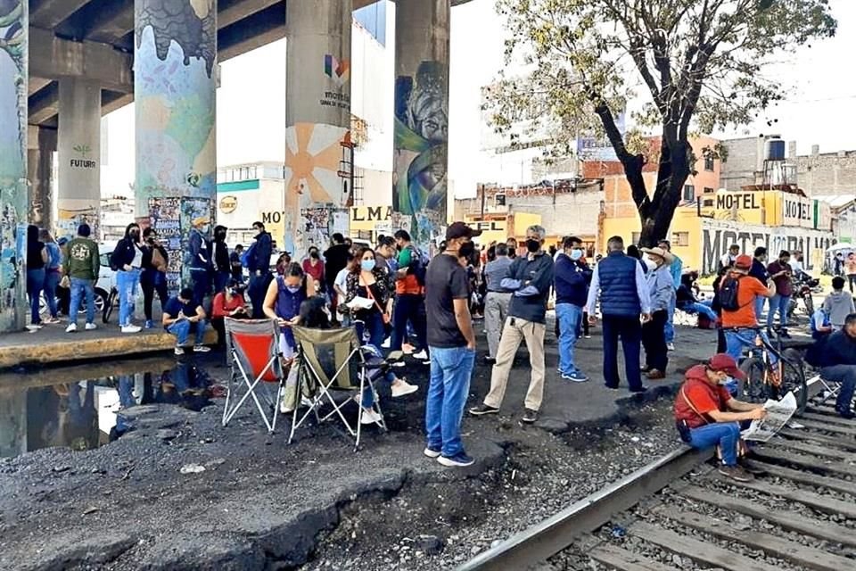 Trabajadores estatales y maestros han protagonizado protestas en Zacatecas, Nayarit, SLP, Michoacán (foto), Guerrero y Colima por retraso en pagos.