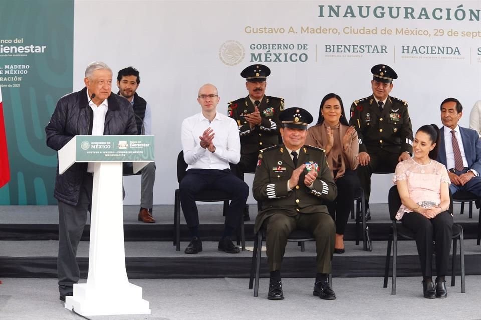 El Presidente Andrés Manuel López Obrador inauguró una de las 64 sucursales del Banco del Bienestar en la Alcaldía Gustavo A. Madero, en CDMX, esta mañana.