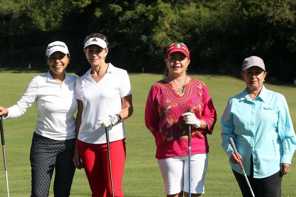 Ana María Garza de García, Bernardette Daccarett de Álvarez Tostado, Thelma González de González y Aurora Treviño