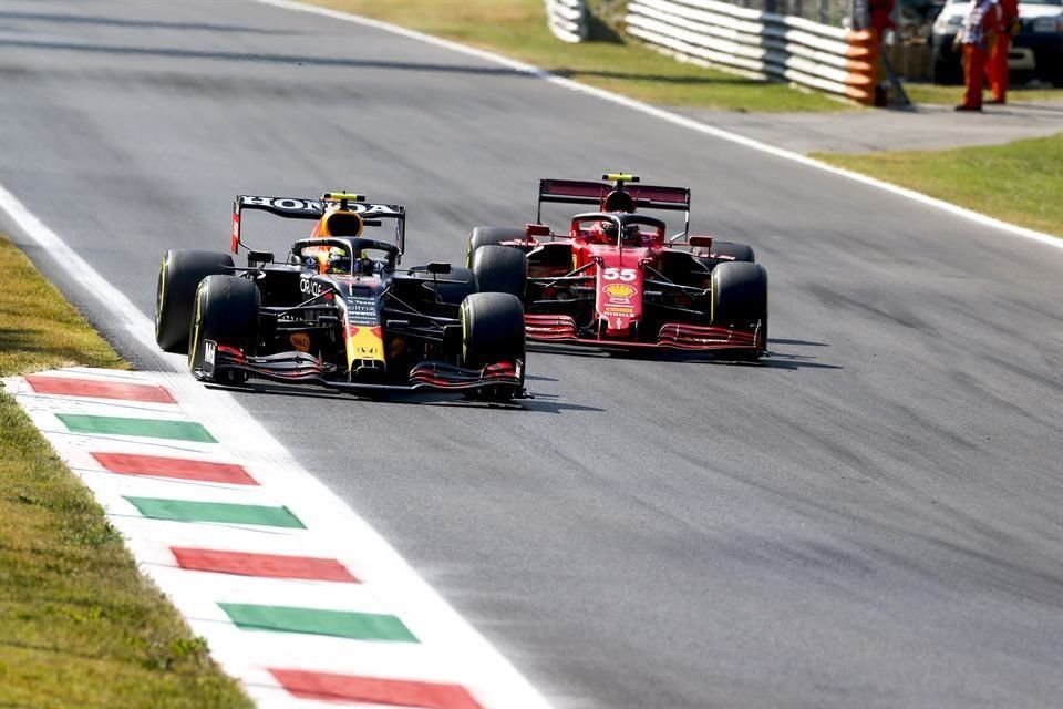 Aunque las carreras importantes son los domingos, Checo Pérez sabe que debe mejorar en las calificaciones.