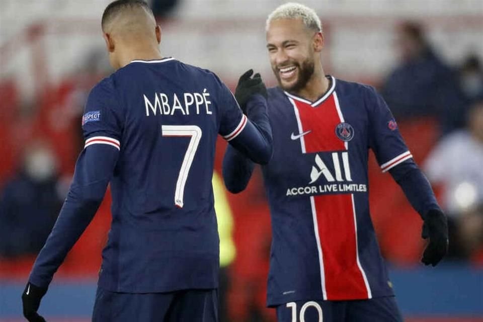 Los contratos de Mbappé y Neymar terminan en 2022.