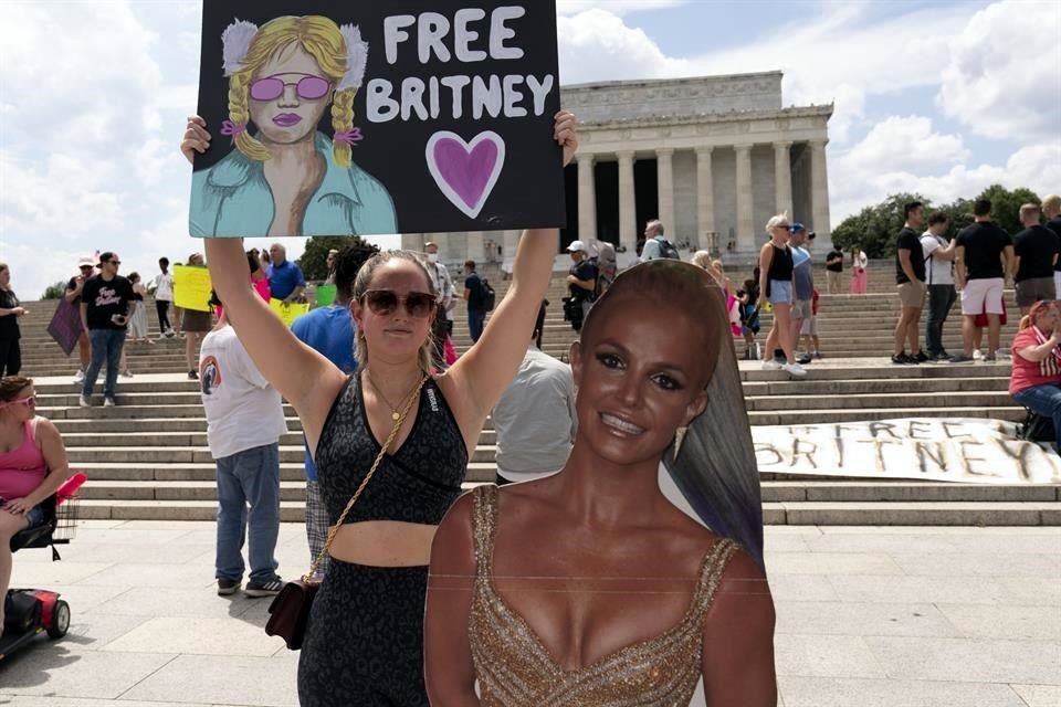 El caso de Britney Spears y su juicio por liberarla de la tutela de su padre, abrió en Estados Unidos un debate sobre las tutelas 'tóxicas'.