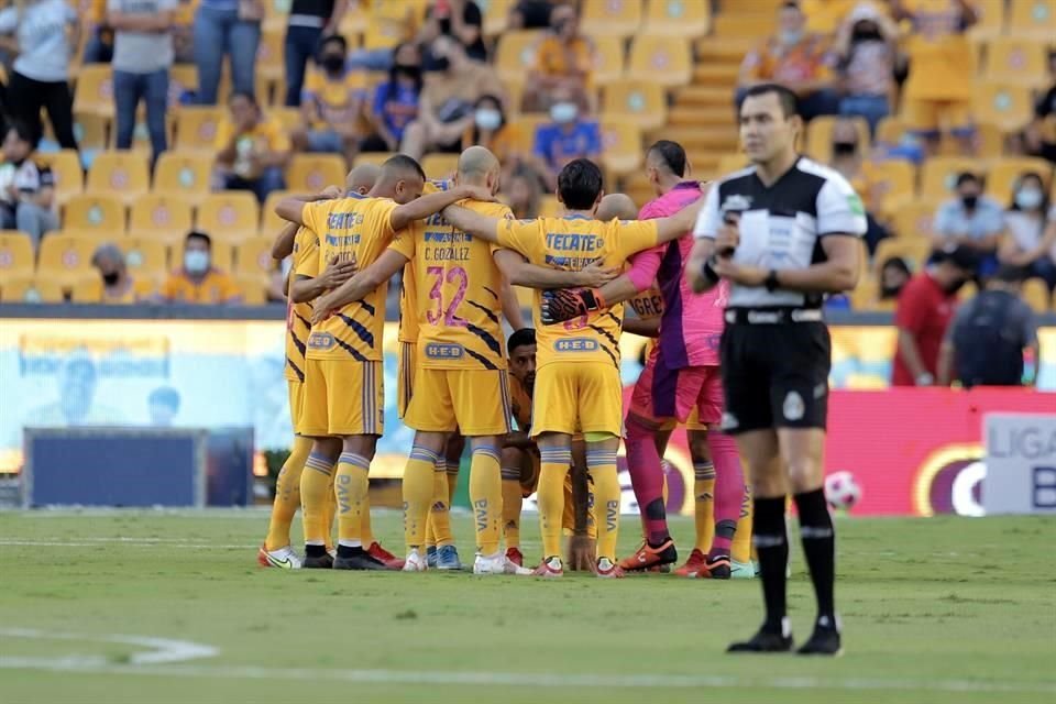 Los Tigres buscaban conseguir su segundo triunfo en el Estadio Universitario.