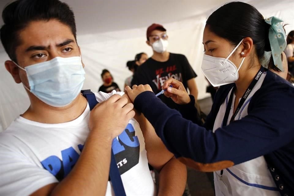 La OPS pidió no hacer política de salud pública con la presunción de que se ha logrado la inmunidad de rebaño con la cobertura de vacunación contra Covid-19.