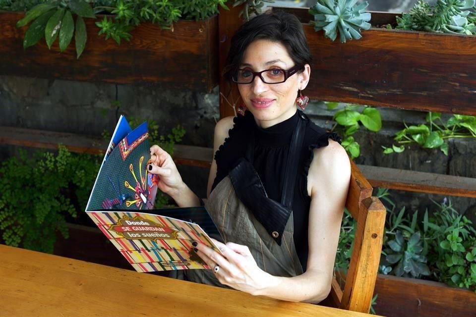 La escritora, editora y promotora de cultura infantil, Tessie Solinís Casparius sería la nueva titular del Trompo Mágico.