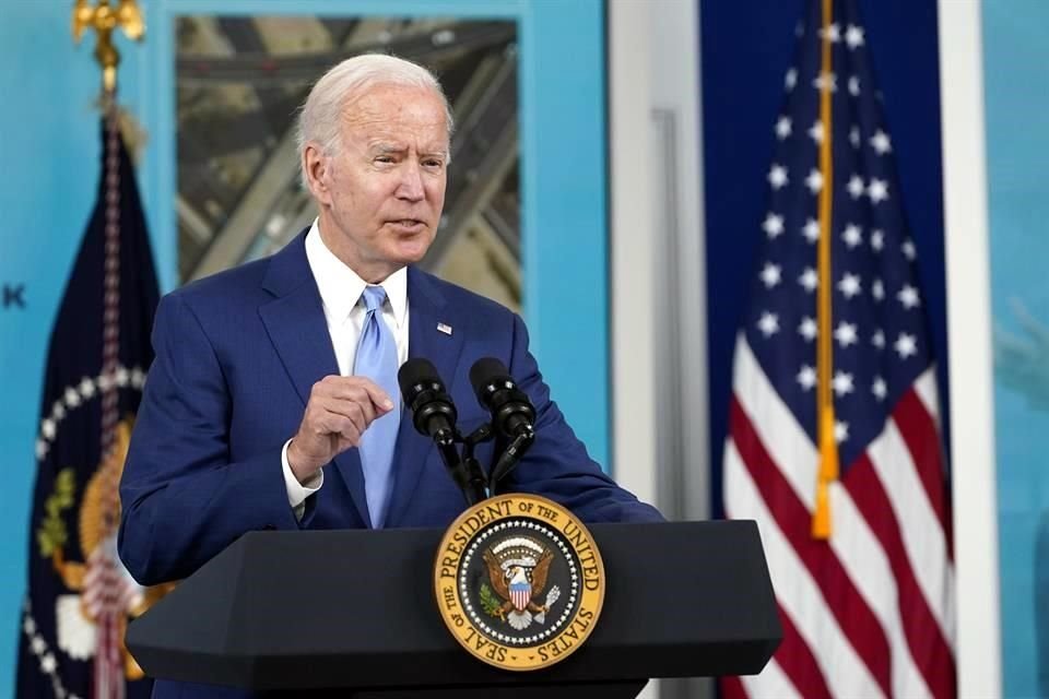 El Presidente Joe Biden enfrenta una crisis de suministro de bienes.