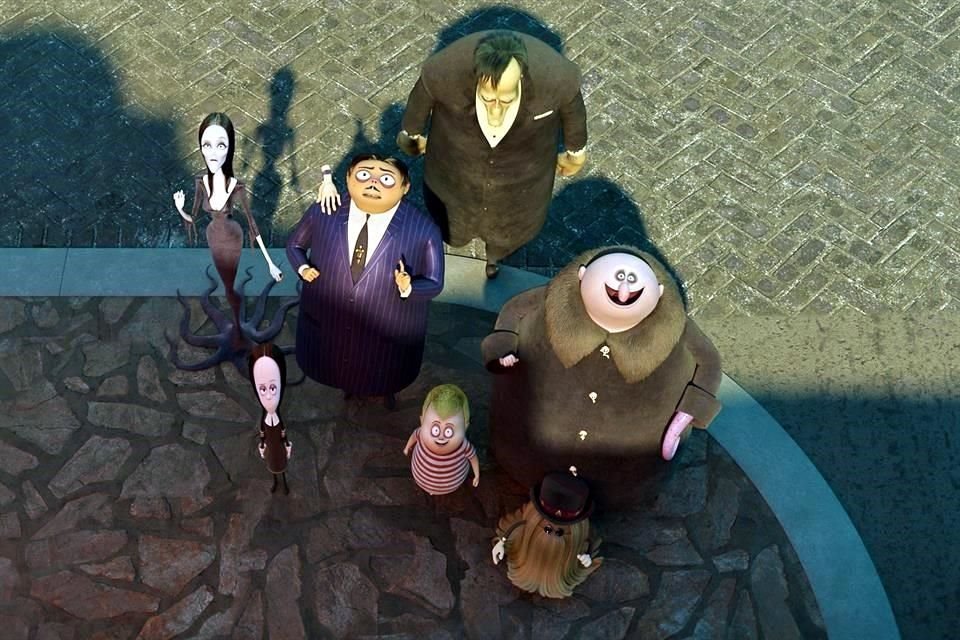 En medio de la crisis de la adolescencia de Merlina, la familia arma un viaje para reencontrarse, ésta es la trama de Los Locos Addams 2.
