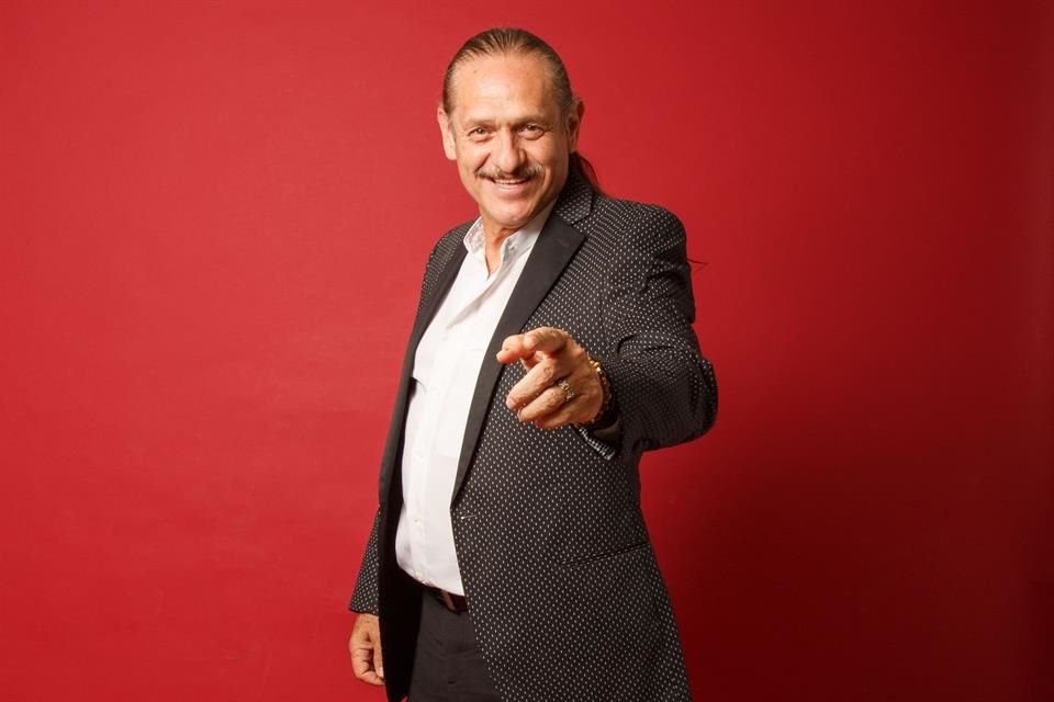 Teo González fue ingresado a un hospital de Gualadajara tras sufrir un infarto.