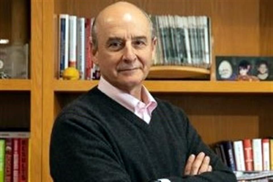 Eduardo Padilla se retira de FEMSA, tras 25 años de laborar en la empresa. Fue uno de los impulsores de la expansión de OXXO.
