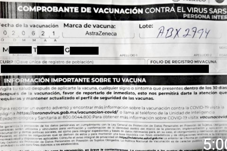 Aunque un regio recibió las dos vacunas antiCovid, Salud federal no reconocía ayer su CURP ni generaba su certificado.