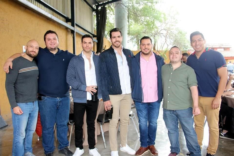 Daniel Camacho, Ricardo Amaro, Raúl Garza, Leonel Elizondo, Armando Rebolledo, León Flores y Carlos Medina