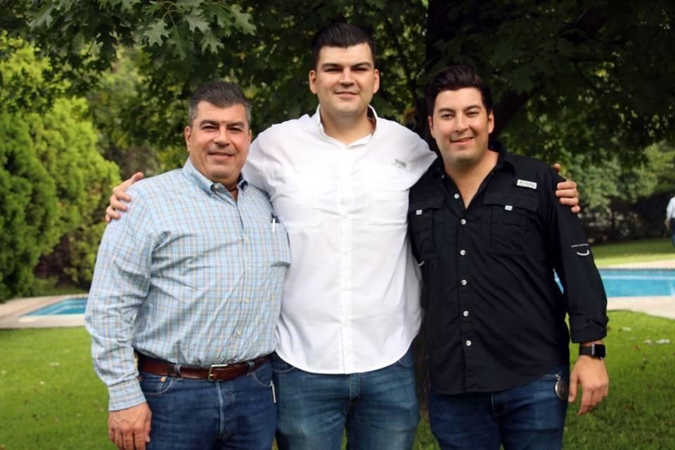 Rodolfo Alanís, Rafael Alanís Gutiérrez y Alejandro Alanís